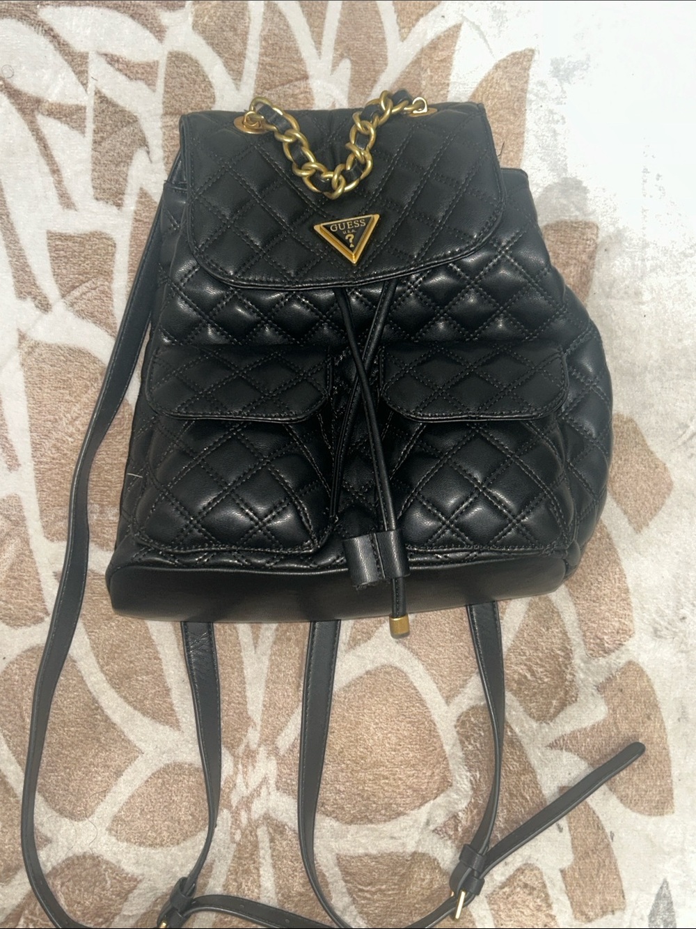 “REASONABLE OFFERS ONLY” Guess Black Quilted Backpack-Gold-Tone Accents 🥰 - Picture 4 of 11